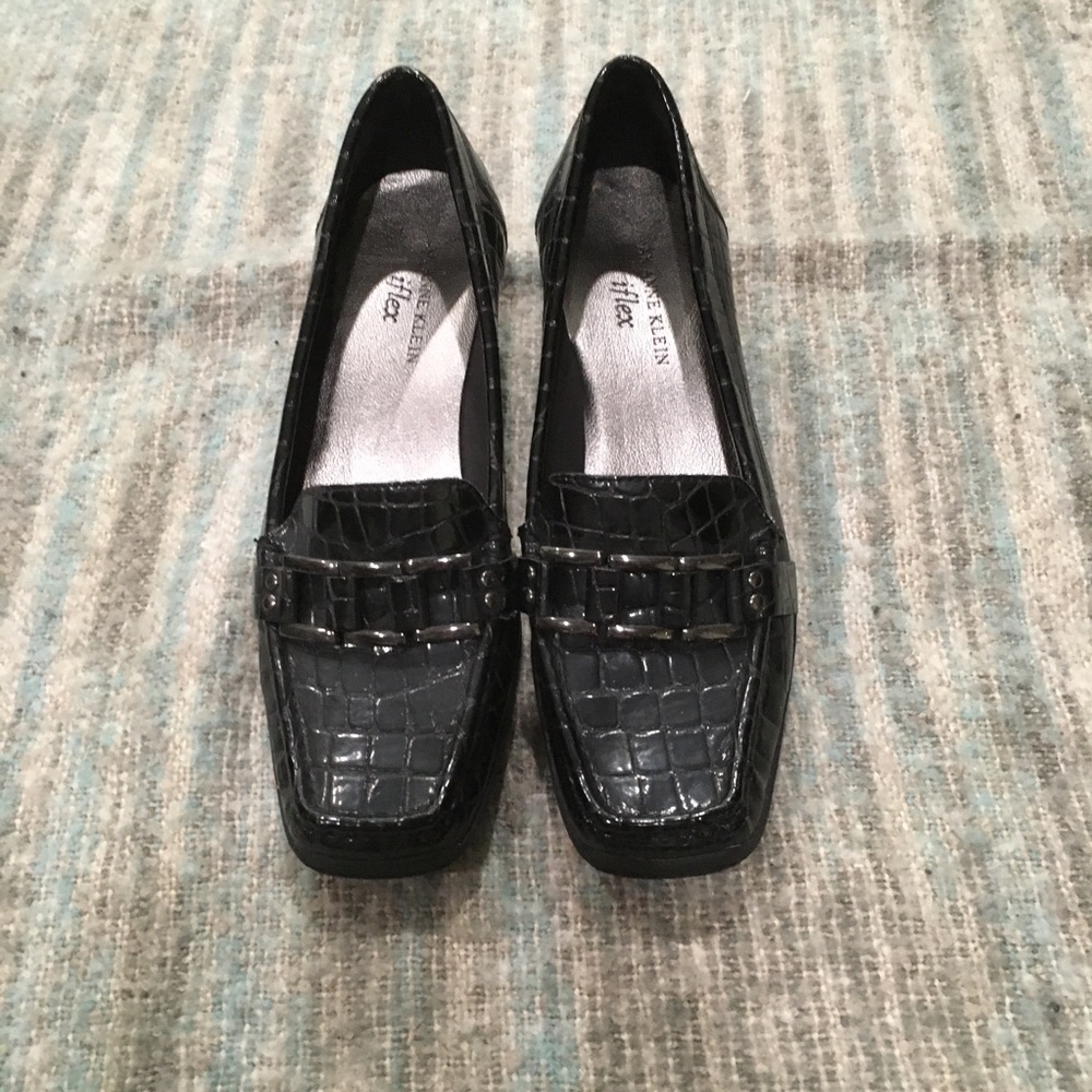 👠ANNE KLEIN BLACK DRESSY LOAFERS  SIZE 8M